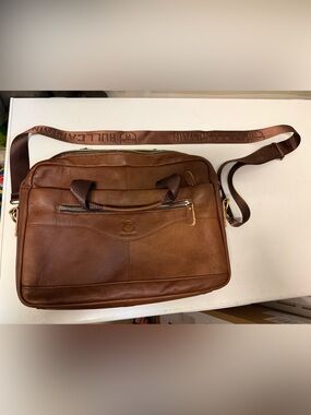 Bull Captain Leather Messenger Style Laptop Bag With Strap (brown)